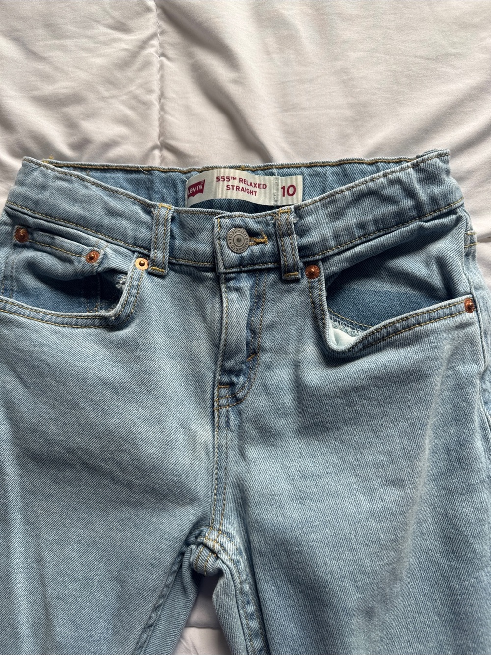 Boy’s Levi’s 555 - Picture 2 of 5